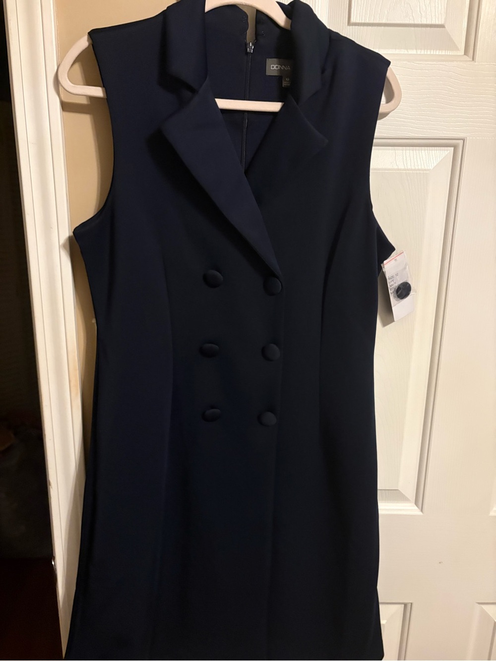Donna Ricco Navy Double-Breasted Sleeveless Sheath Dress with Notch Lapel